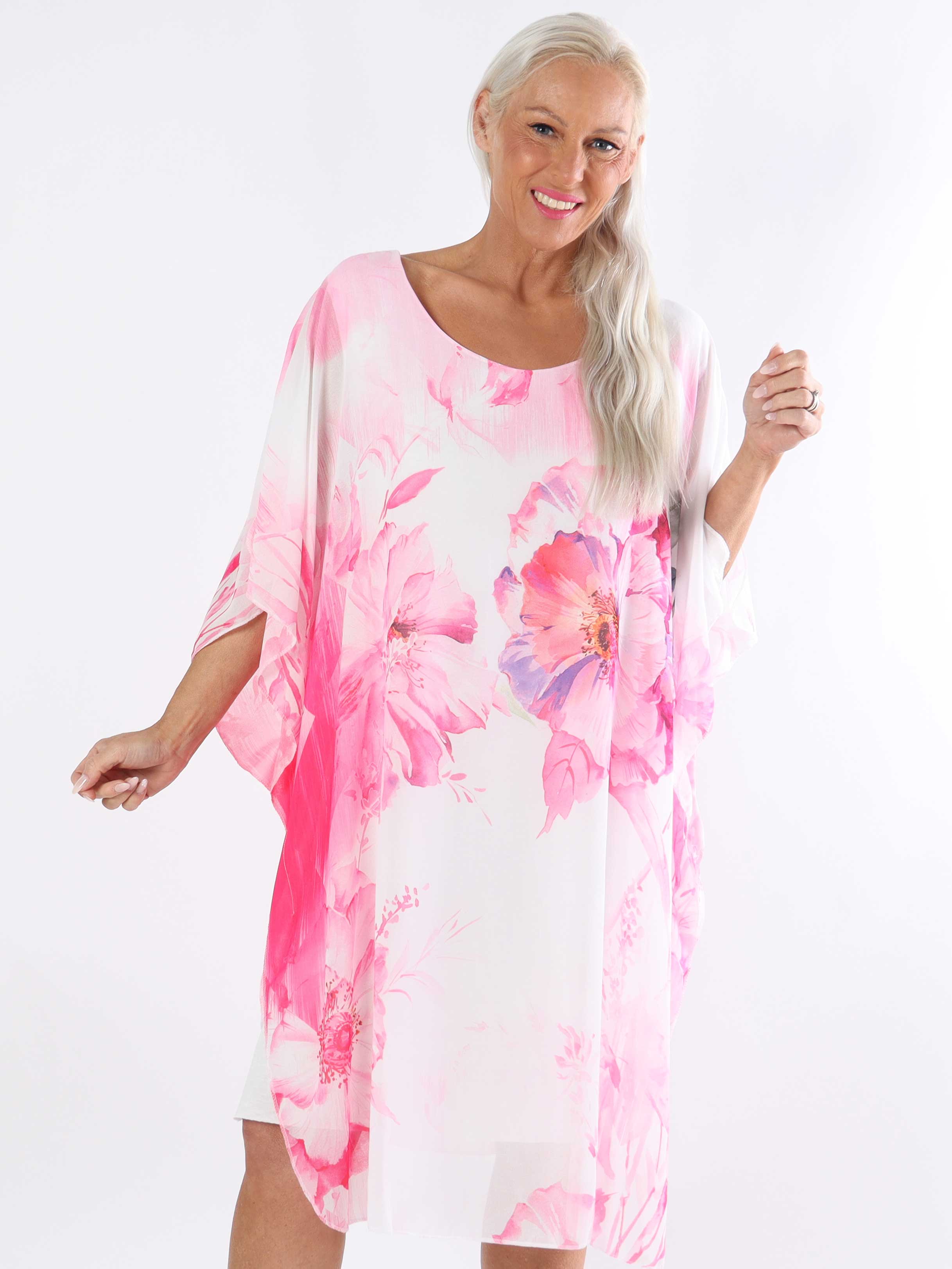 Senja - Plus size-klänning i chiffong och underkjol i viskos